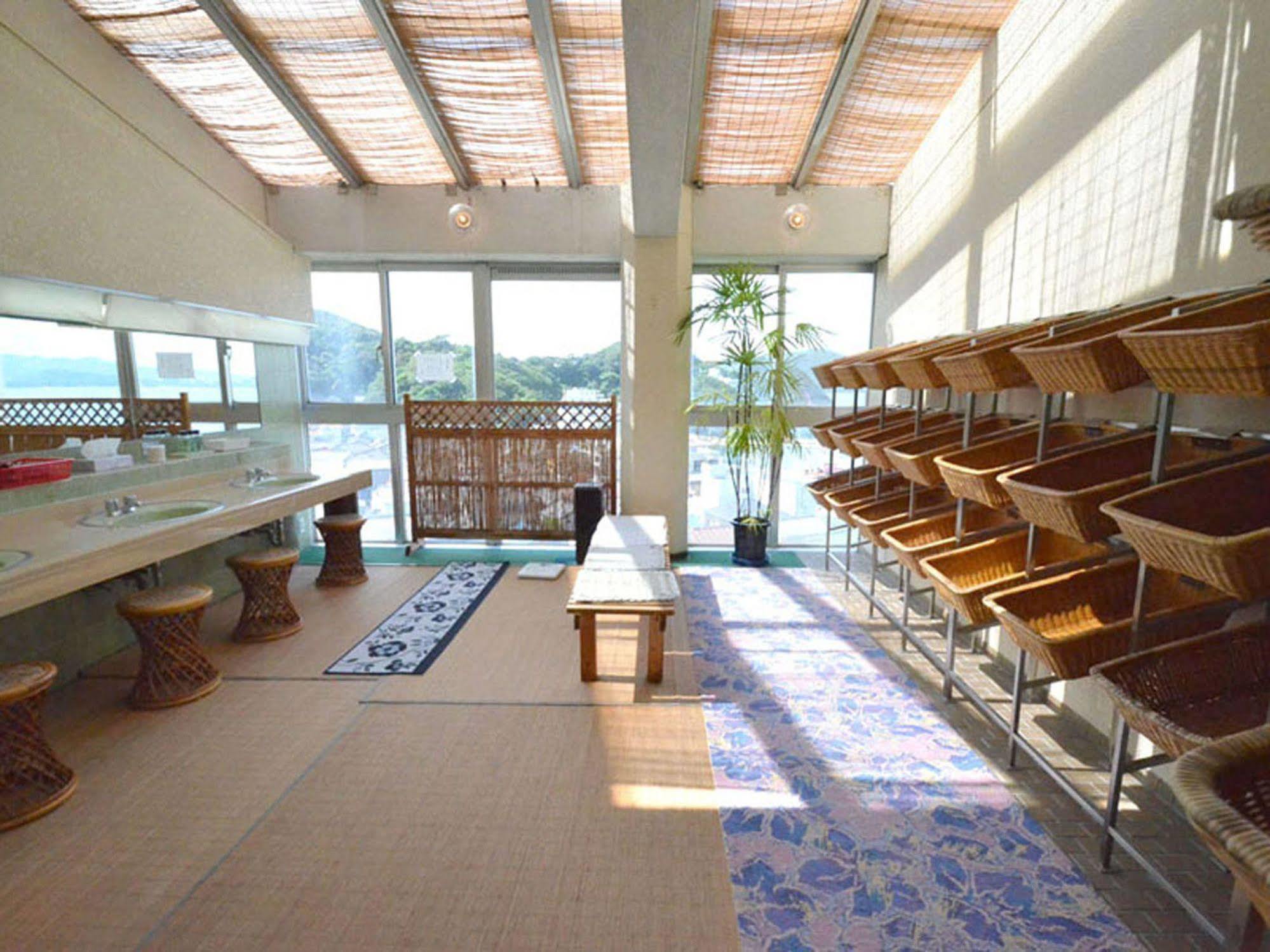 Toushijima Onsen Suzunami Тоба Екстериор снимка